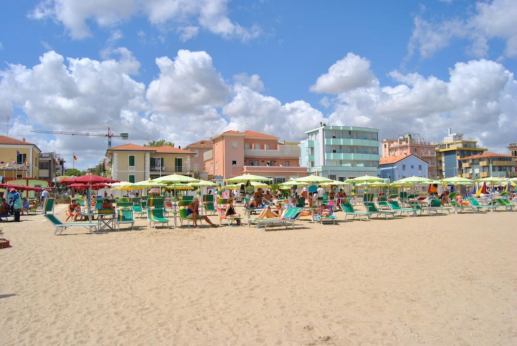 Hotel Vistamare Viserba Ρίμινι Εξωτερικό φωτογραφία
