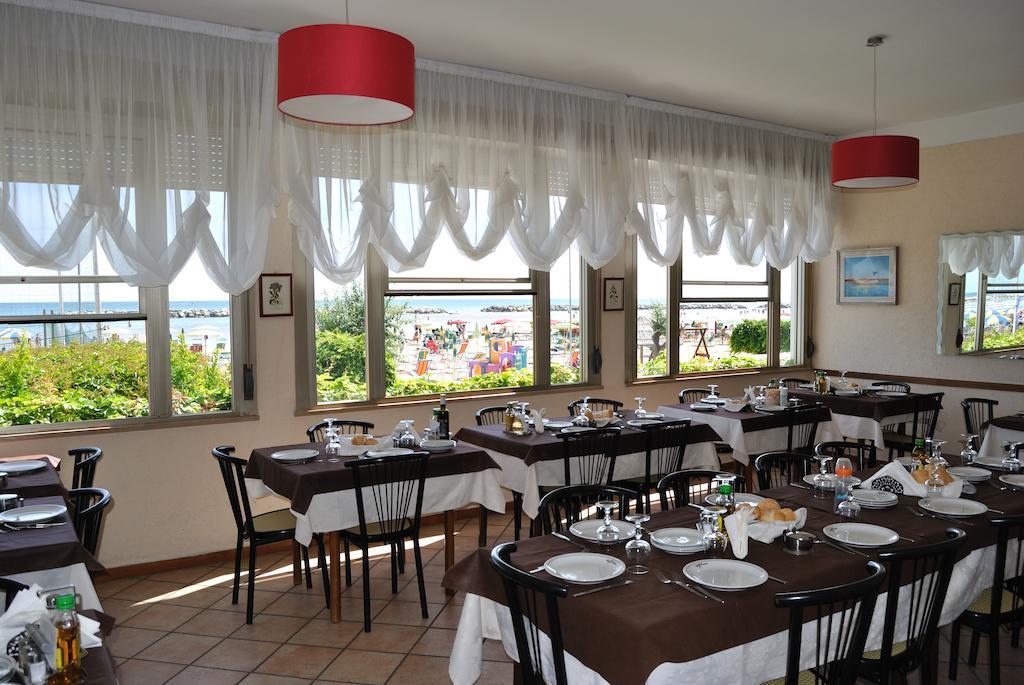 Hotel Vistamare Viserba Ρίμινι Εξωτερικό φωτογραφία